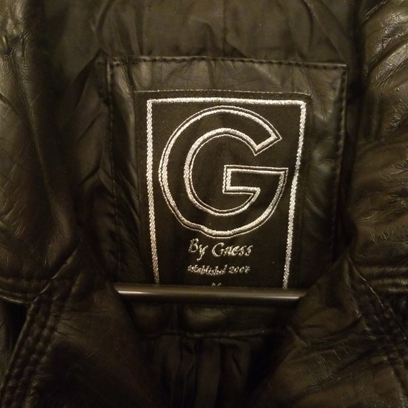 Top - Picture 2 of 3